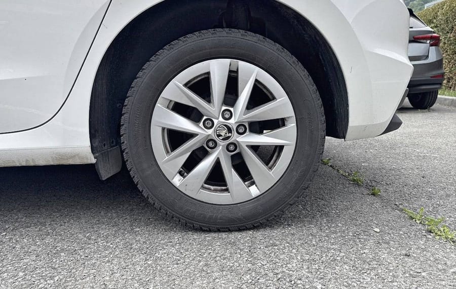 Choisissez votre skoda fabia chez CarGo Flex