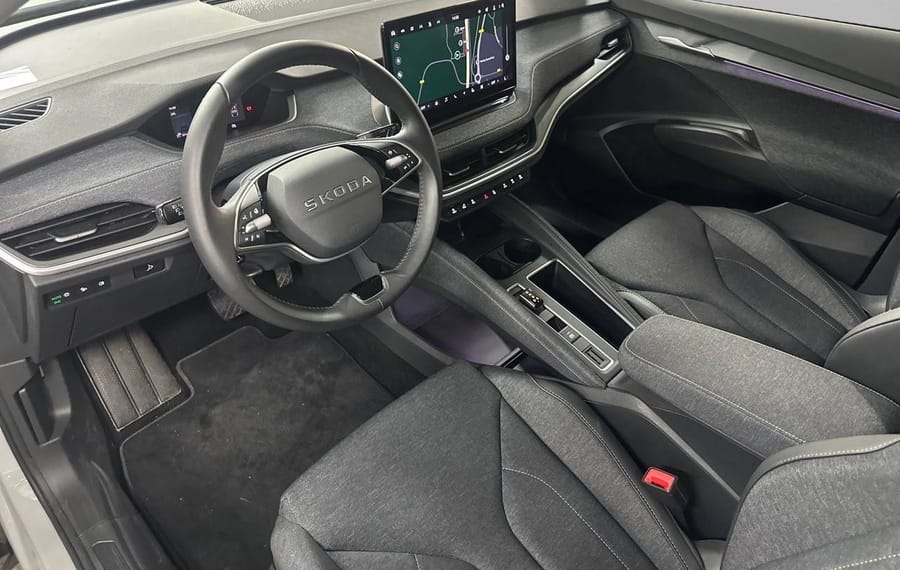 Choisissez votre skoda elroqelectrique chez CarGo Flex