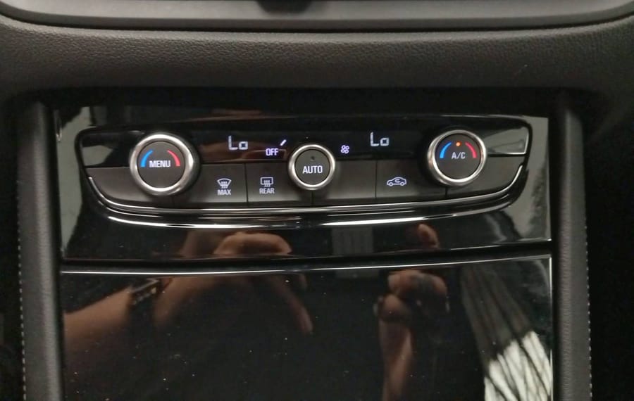 Choisissez votre opel grandland chez CarGo Flex