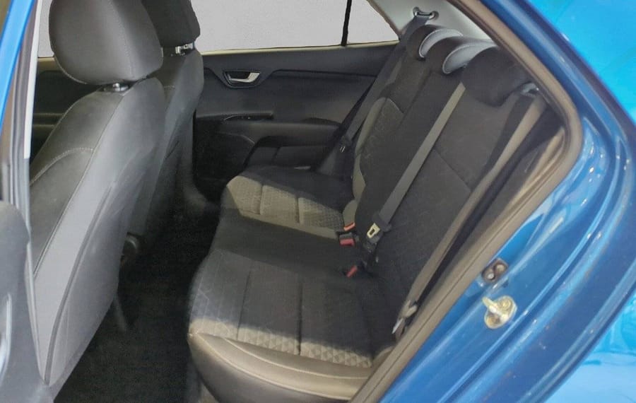 Choisissez votre kia rio chez CarGo Flex