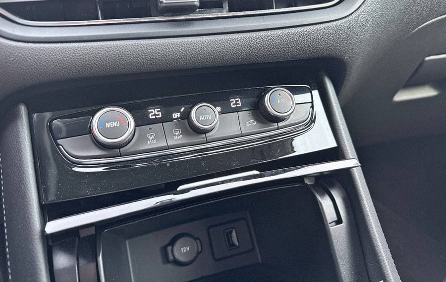Choisissez votre opel grandland chez CarGo Flex