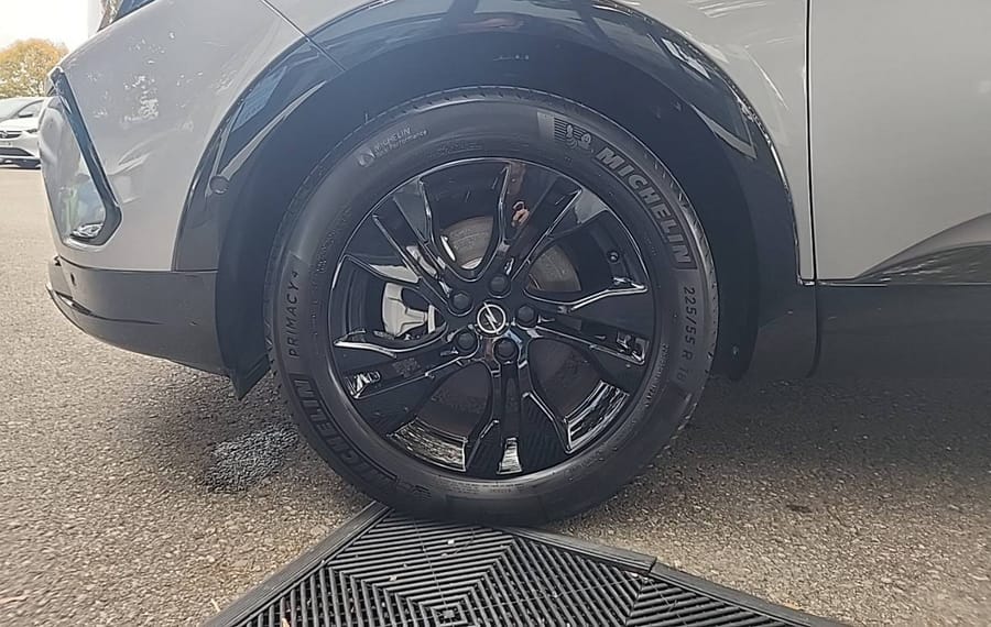 Choisissez votre opel grandland chez CarGo Flex