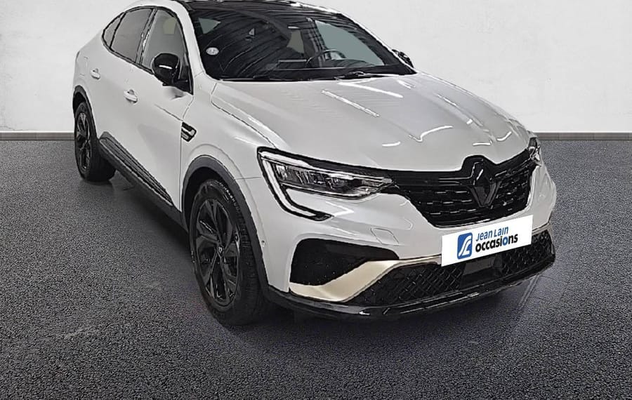 Choisissez votre renault arkana chez CarGo Flex