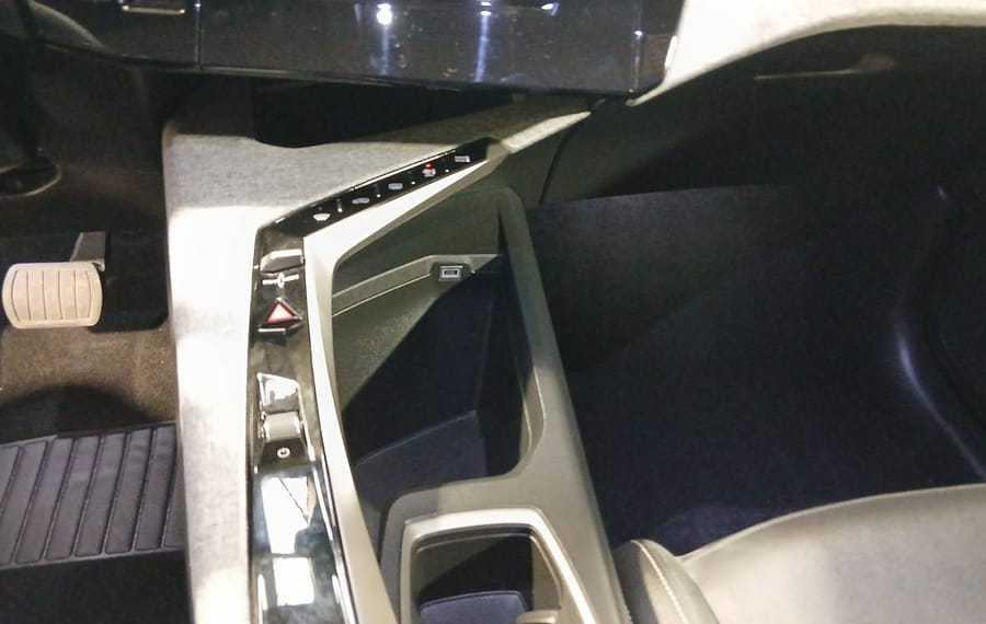 Choisissez votre peugeot 5008 chez CarGo Flex
