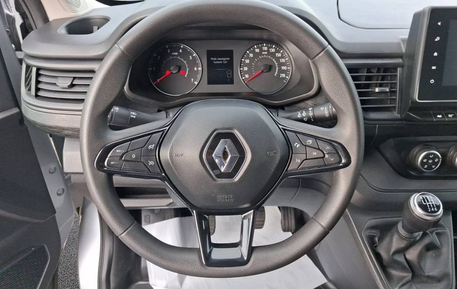 Choisissez votre renault traficcombi chez CarGo Flex