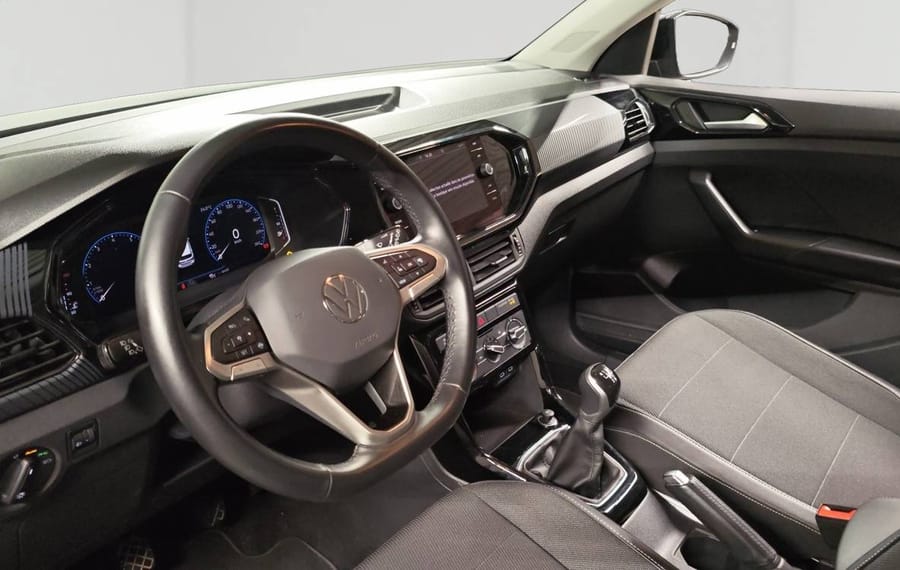 Choisissez votre volkswagen tcross chez CarGo Flex