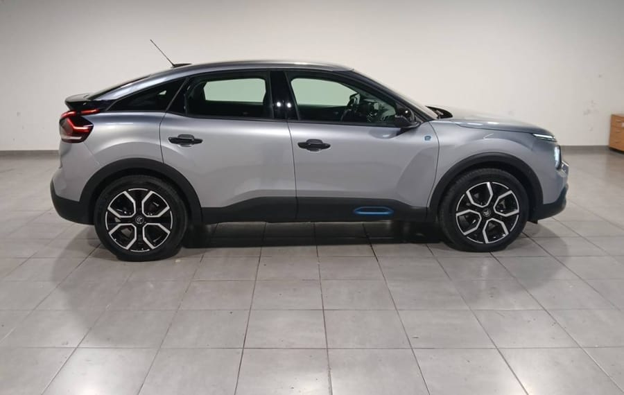 Choisissez votre citroen c4electrique chez CarGo Flex