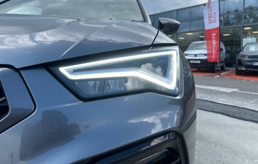 Choisissez votre cupra ateca chez CarGo Flex