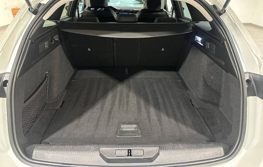 Choisissez votre peugeot 308break chez CarGo Flex