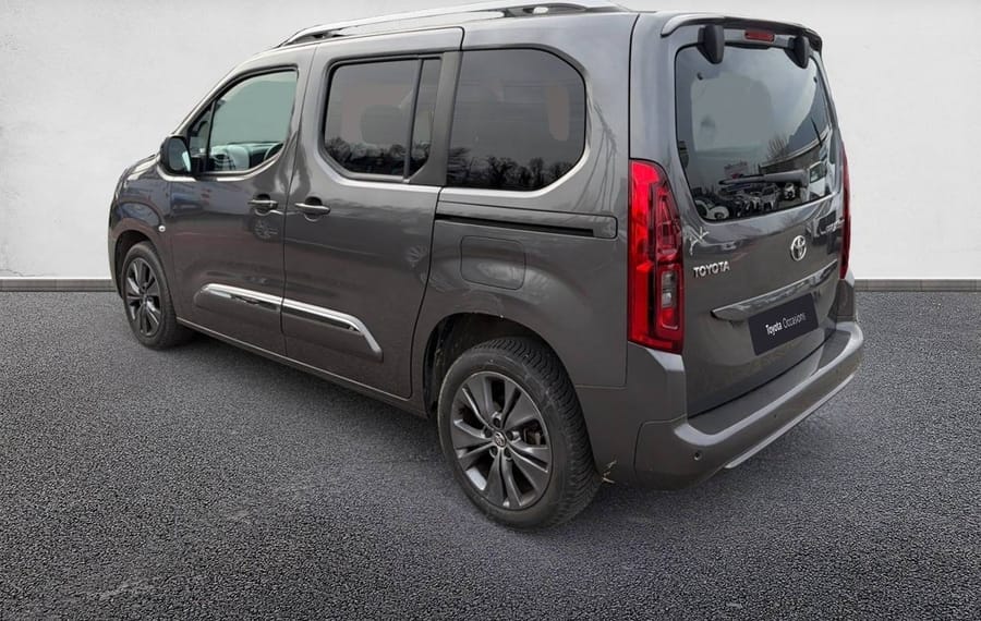 Choisissez votre toyota proacecityverso chez CarGo Flex