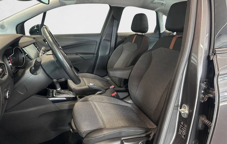 Choisissez votre opel crossland chez CarGo Flex