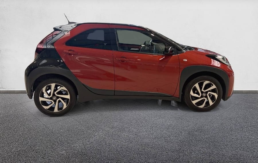 Choisissez votre toyota aygox chez CarGo Flex