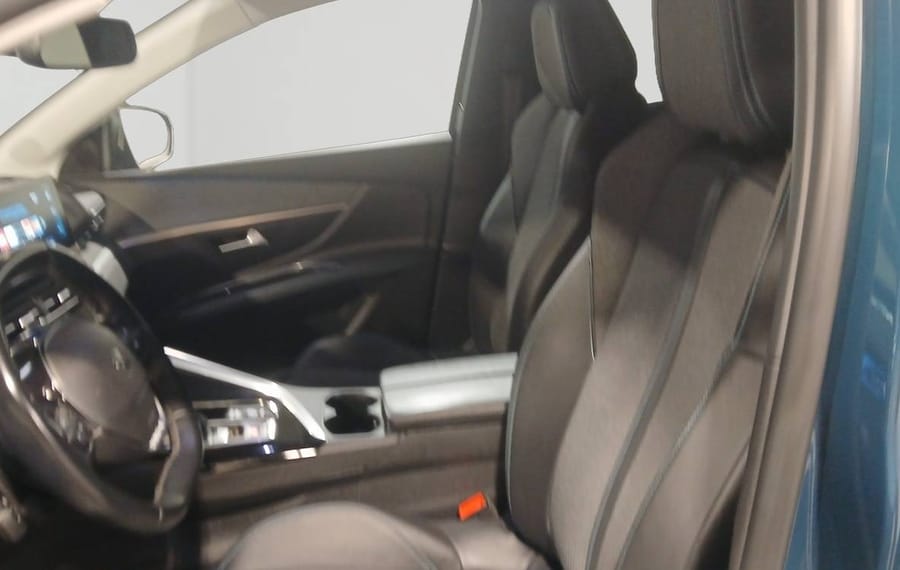 Choisissez votre peugeot 3008 chez CarGo Flex