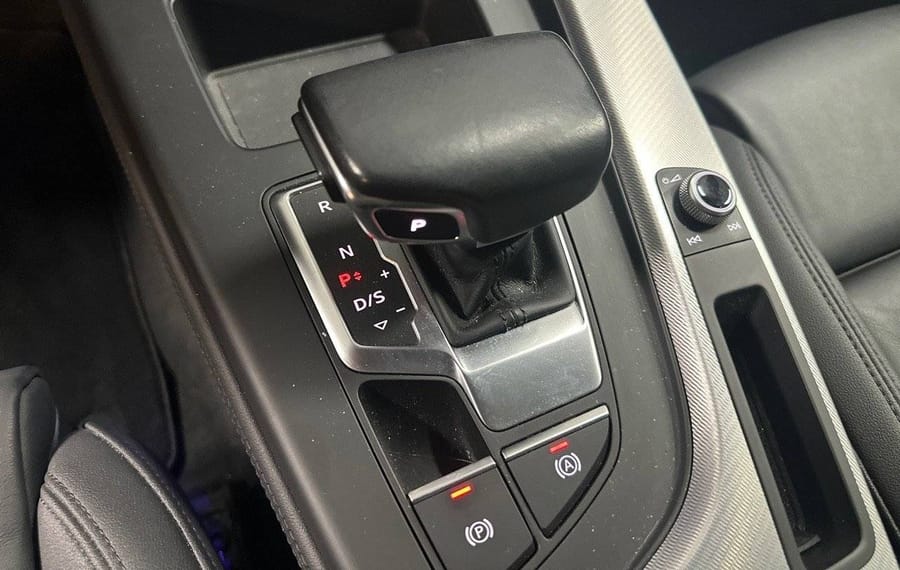 Choisissez votre audi a4allroadbreak chez CarGo Flex