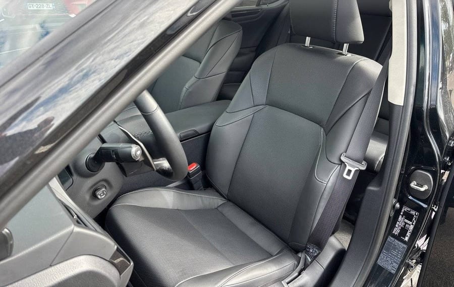 Choisissez votre lexus es chez CarGo Flex