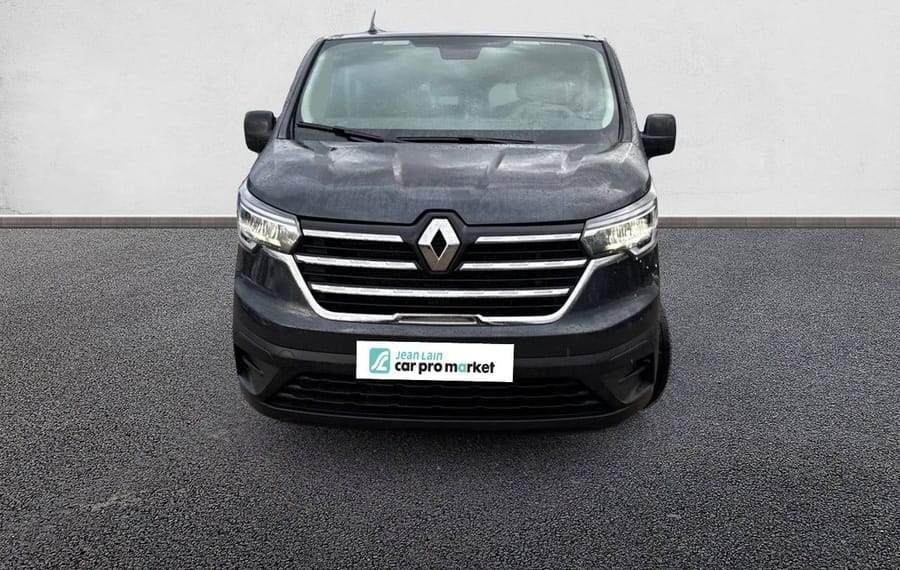 Choisissez votre renault traficcombi chez CarGo Flex