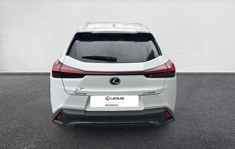 Choisissez votre lexus ux chez CarGo Flex