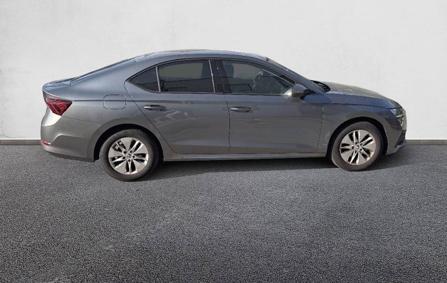 Choisissez votre skoda octavia chez CarGo Flex