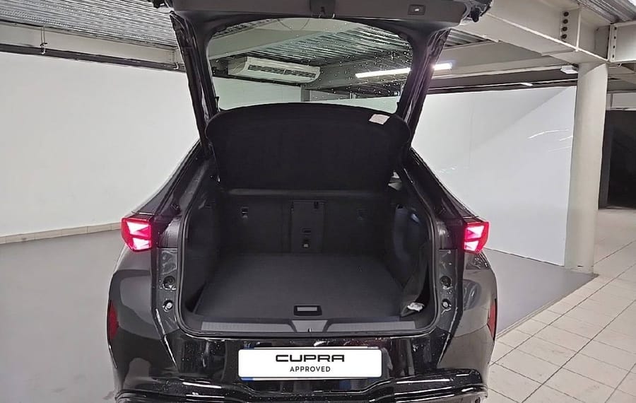 Choisissez votre cupra tavascanelectrique chez CarGo Flex