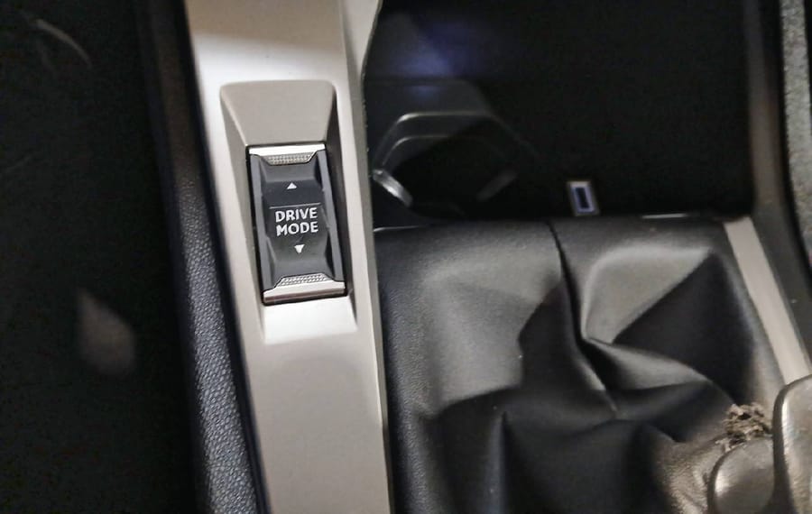 Choisissez votre peugeot 308break chez CarGo Flex
