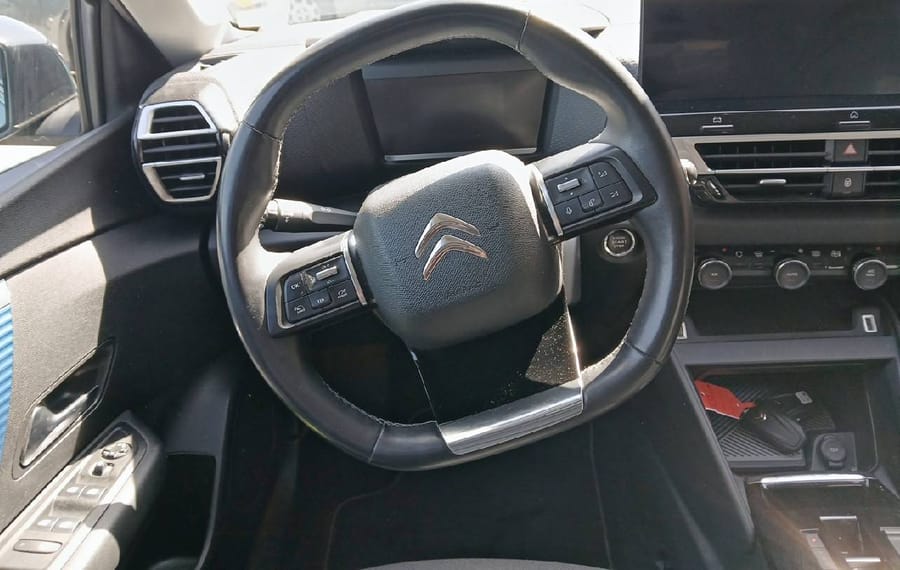 Choisissez votre citroen c4electrique chez CarGo Flex