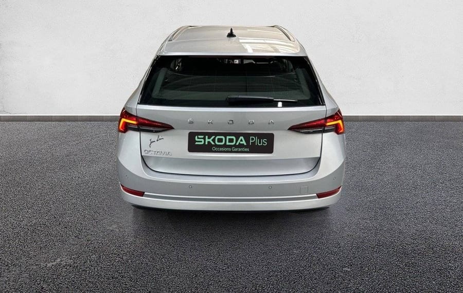 Choisissez votre skoda octaviabreak chez CarGo Flex