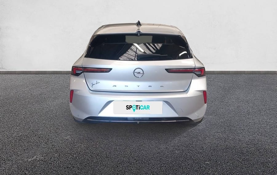 Choisissez votre opel astra chez CarGo Flex