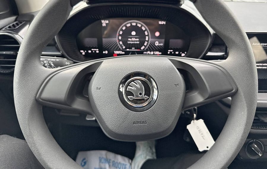 Choisissez votre skoda fabia chez CarGo Flex