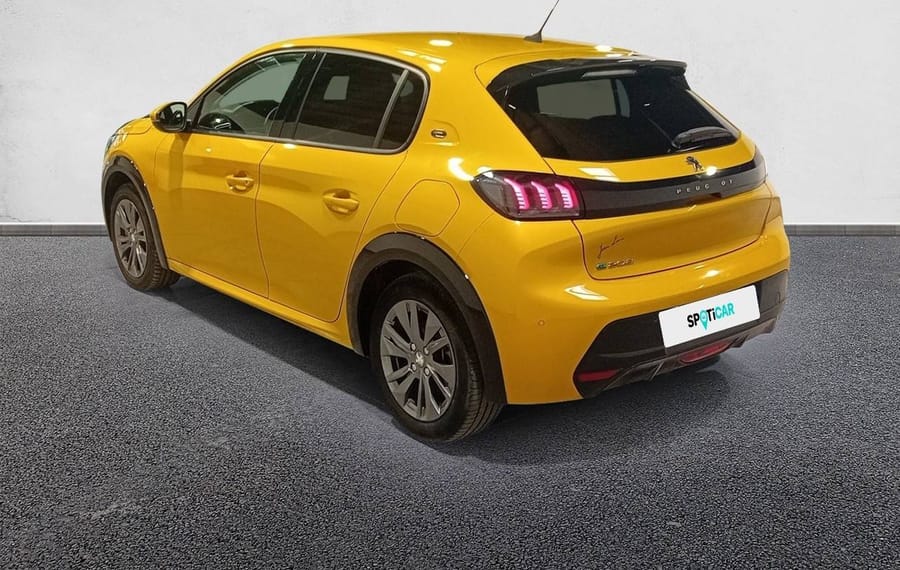 Choisissez votre peugeot 208electrique chez CarGo Flex