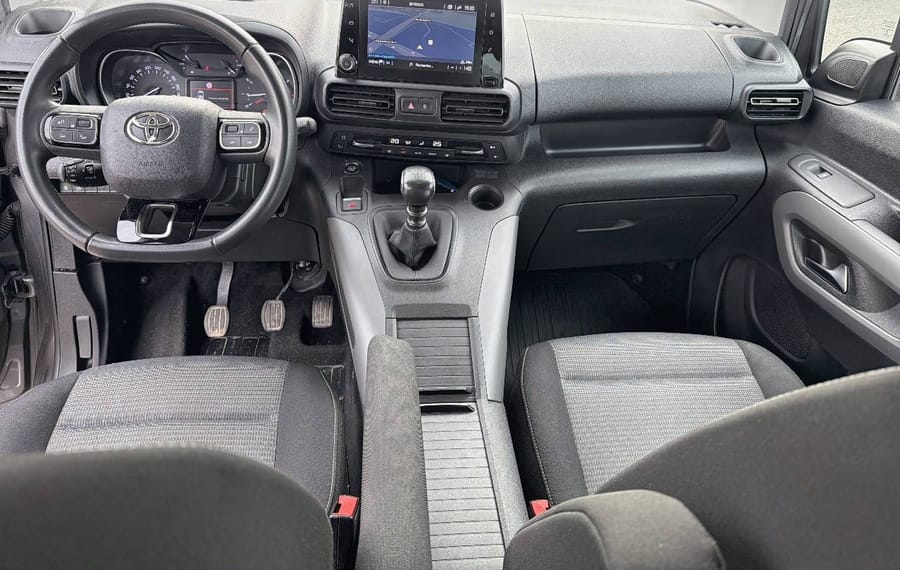 Choisissez votre toyota proacecityverso chez CarGo Flex