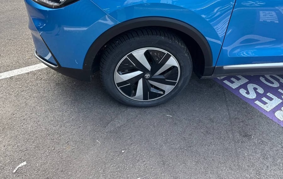 Choisissez votre mg zselectrique chez CarGo Flex