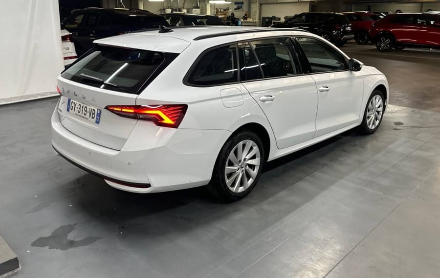 Choisissez votre skoda octaviabreak chez CarGo Flex
