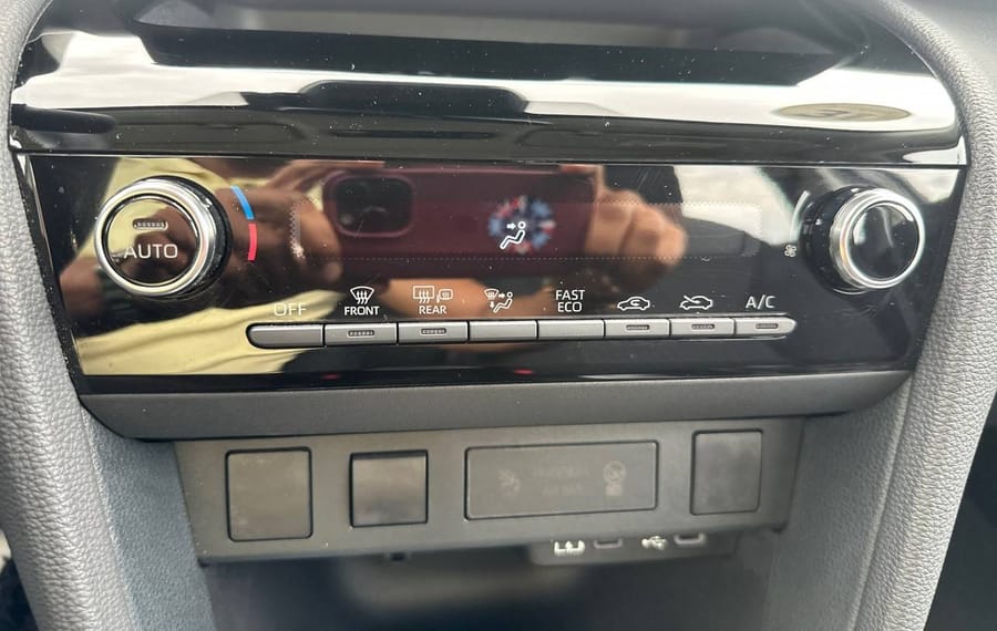 Choisissez votre toyota yariscross chez CarGo Flex