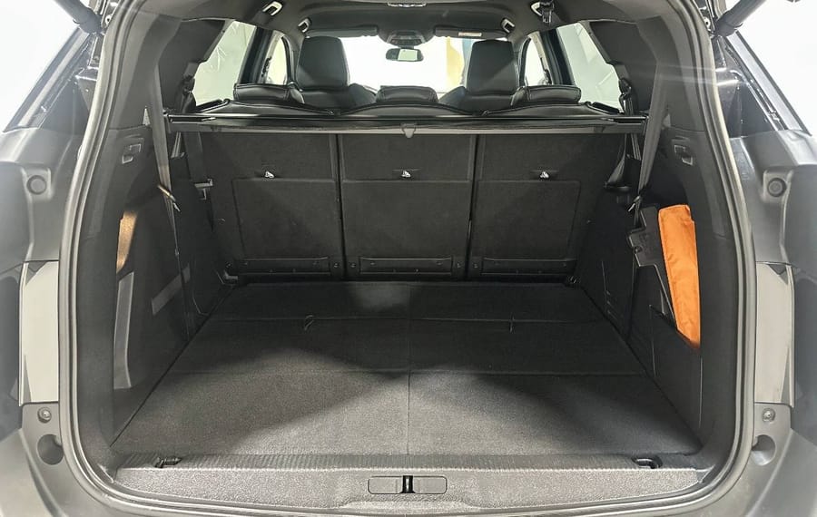 Choisissez votre peugeot 5008 chez CarGo Flex