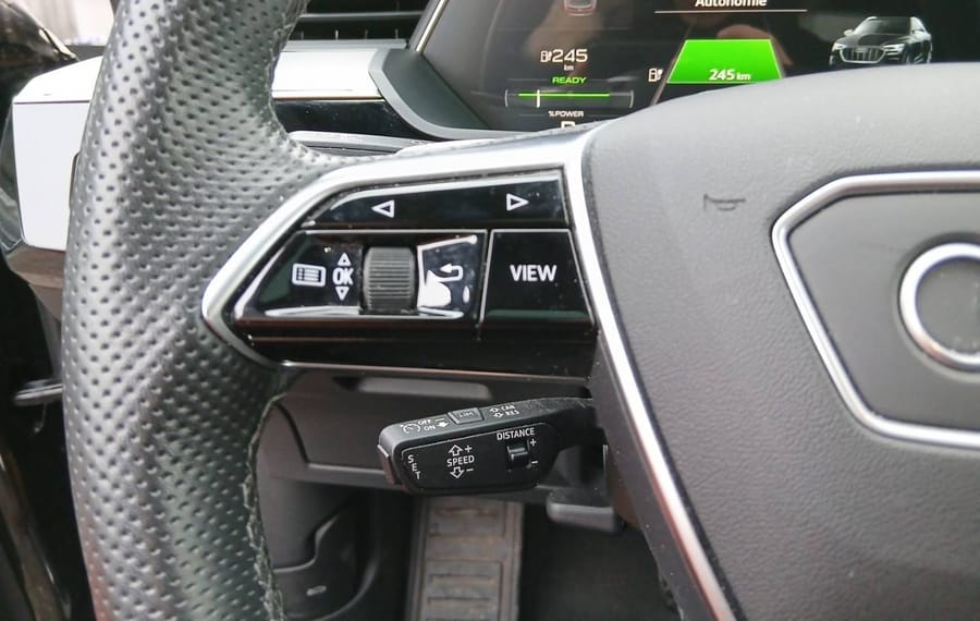 Choisissez votre audi etronelectrique chez CarGo Flex