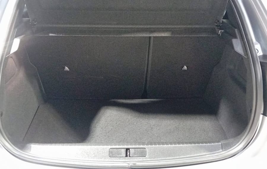 Choisissez votre peugeot 208 chez CarGo Flex