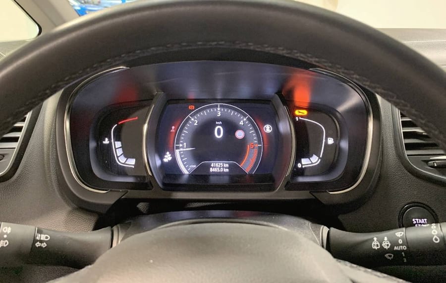Choisissez votre renault grandscenic chez CarGo Flex