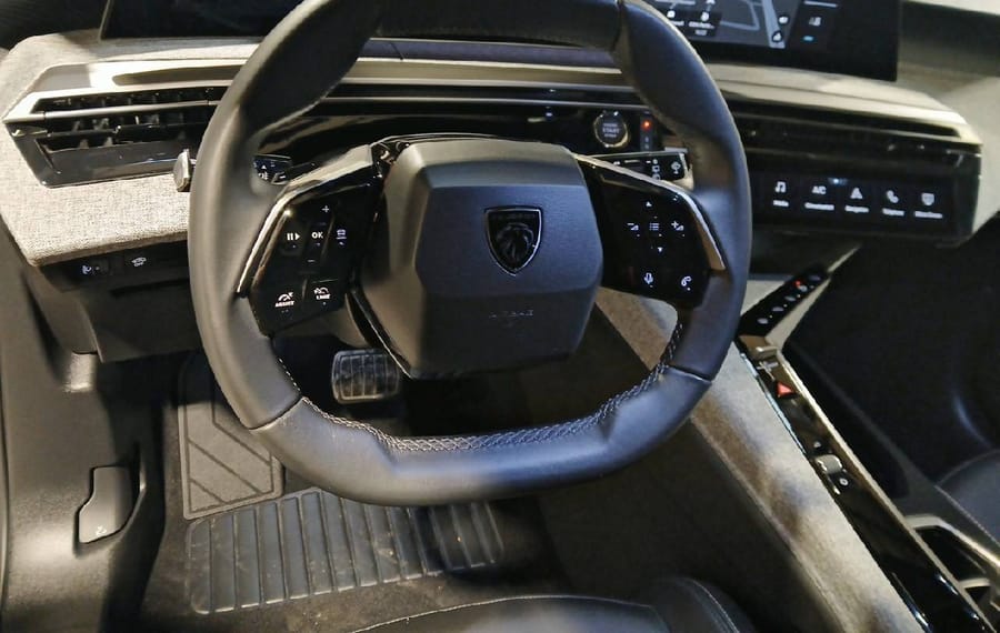 Choisissez votre peugeot 5008 chez CarGo Flex