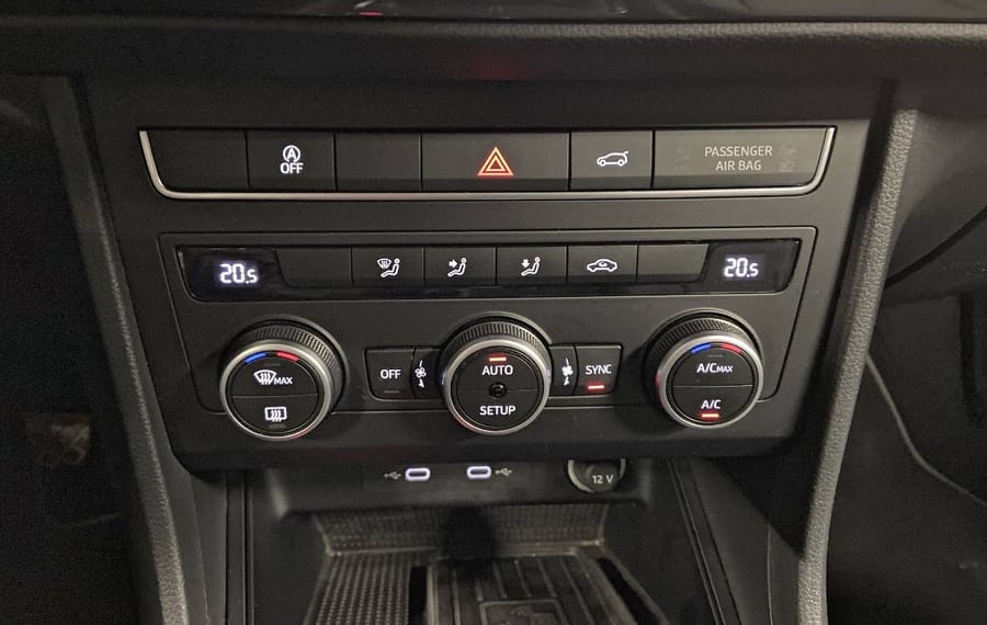 Choisissez votre seat ateca chez CarGo Flex