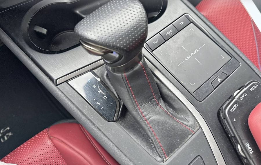 Choisissez votre lexus ux chez CarGo Flex