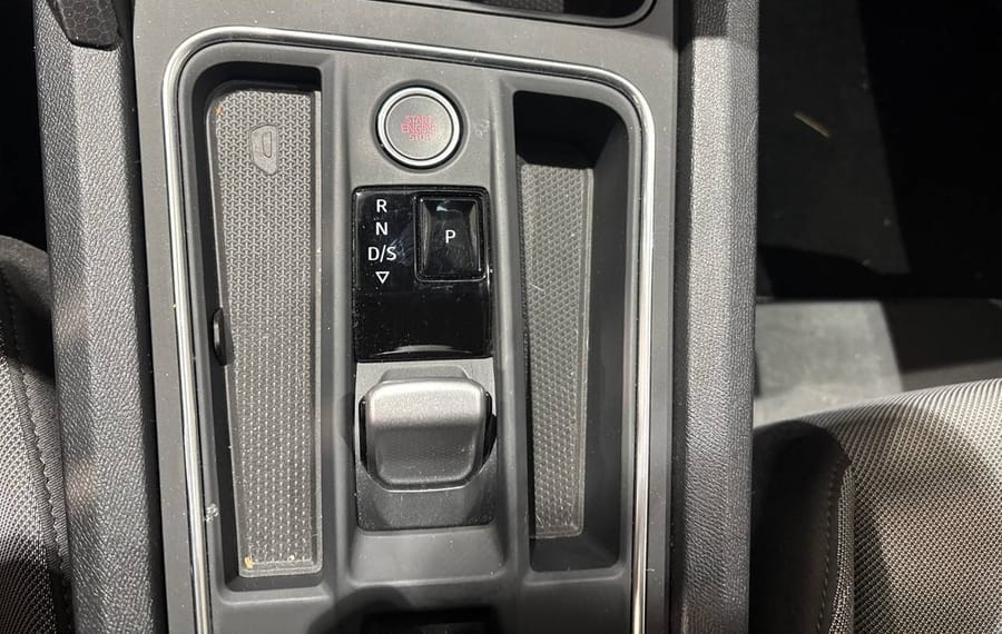 Choisissez votre seat leon chez CarGo Flex