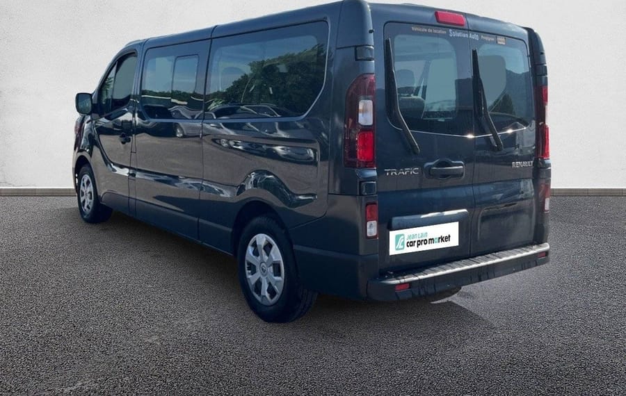 Choisissez votre renault traficcombi chez CarGo Flex