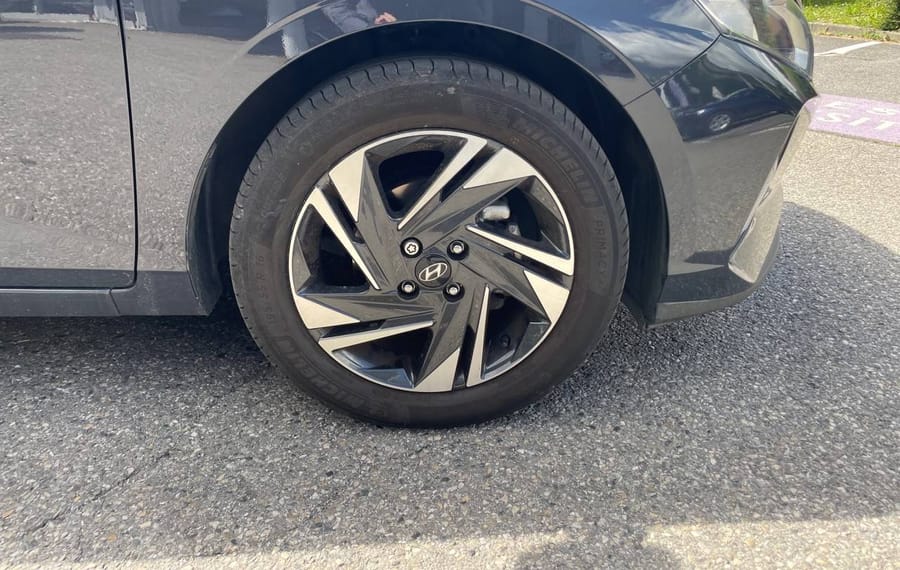 Choisissez votre hyundai i20 chez CarGo Flex