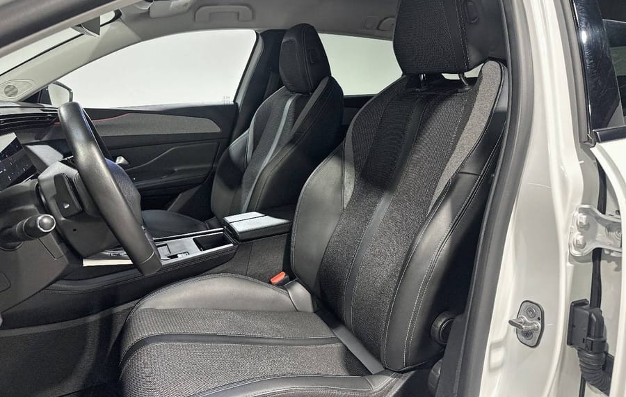 Choisissez votre peugeot 308break chez CarGo Flex