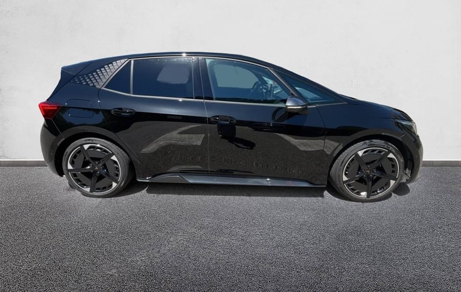 Choisissez votre cupra bornelectrique chez CarGo Flex