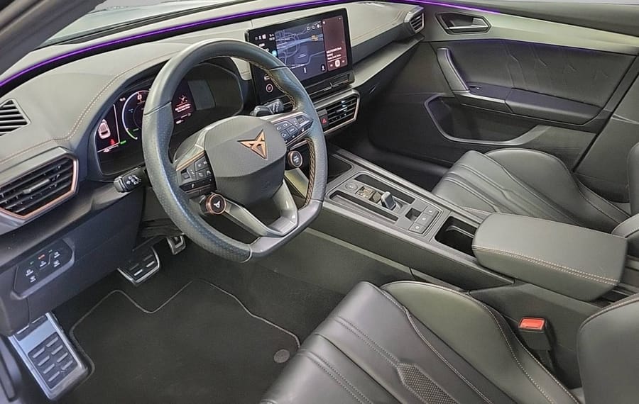 Choisissez votre cupra leon chez CarGo Flex
