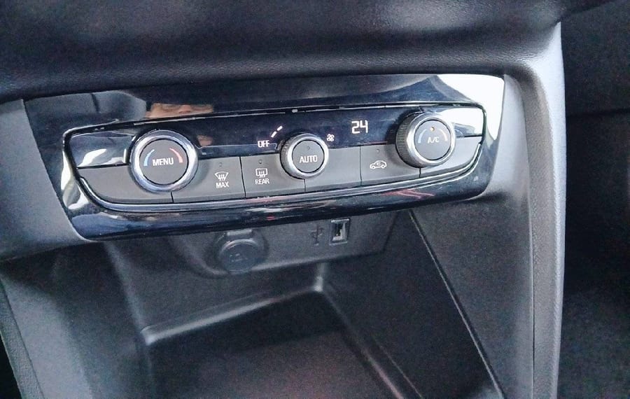 Choisissez votre opel corsaelectrique chez CarGo Flex