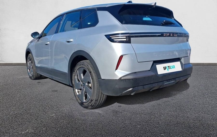 Choisissez votre opel grandland chez CarGo Flex