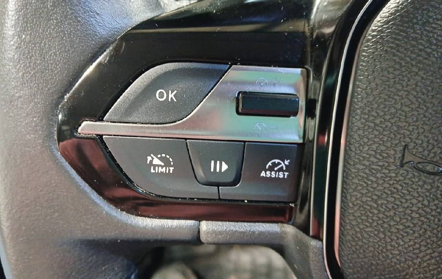 Choisissez votre peugeot 308break chez CarGo Flex