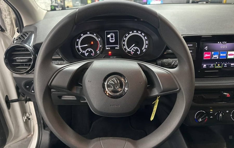 Choisissez votre skoda fabia chez CarGo Flex